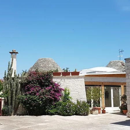 Trulli Della Masseria Staffone Alberobello Exterior photo